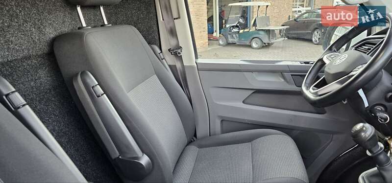 Вантажний фургон Volkswagen Transporter 2021 в Тернополі