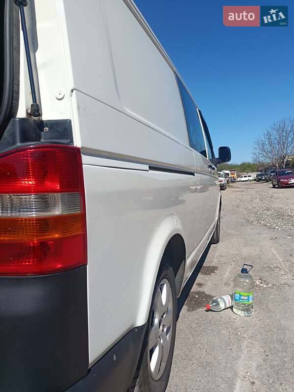 Мінівен Volkswagen Transporter 2006 в Миколаєві