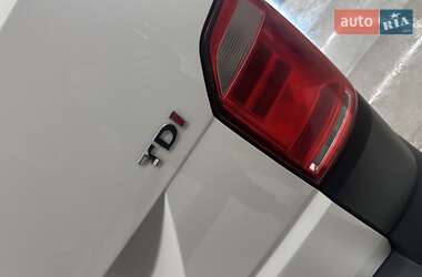 Минивэн Volkswagen Transporter 2018 в 