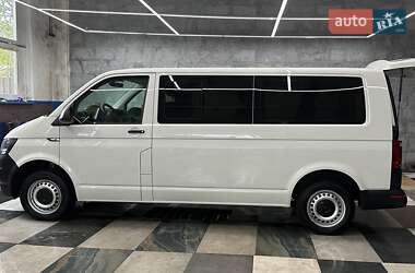 Минивэн Volkswagen Transporter 2018 в 