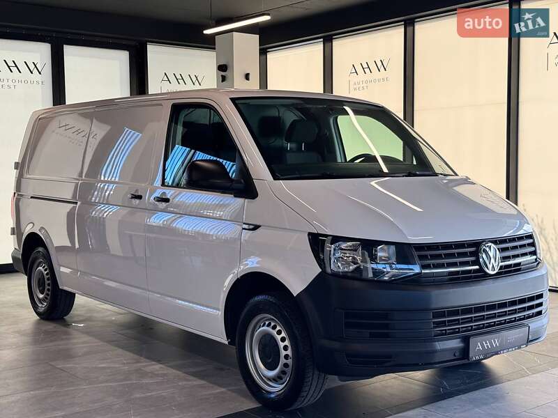 Вантажний фургон Volkswagen Transporter 2018 в Львові