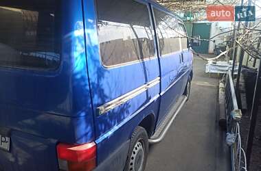 Мінівен Volkswagen Transporter 2000 в 