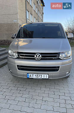 Минивэн Volkswagen Transporter 2012 в Надворной
