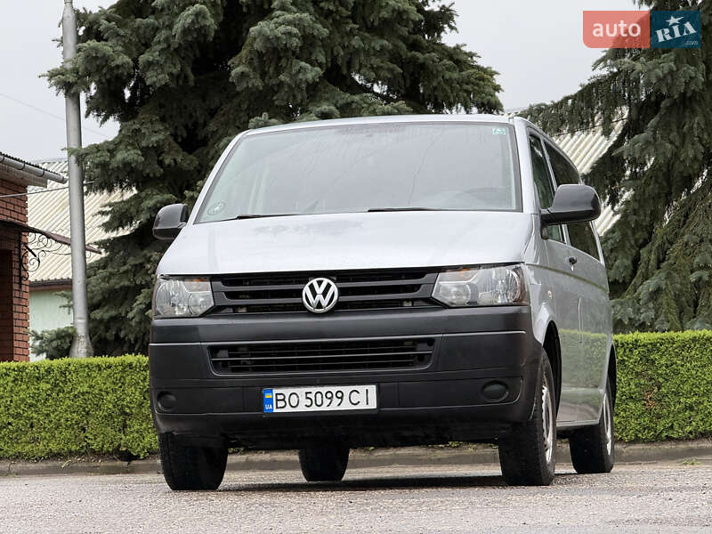 Мінівен Volkswagen Transporter 2016 в Кременці