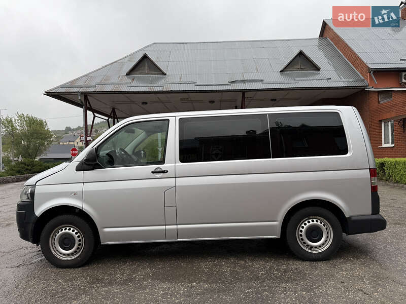 Мінівен Volkswagen Transporter 2016 в Кременці