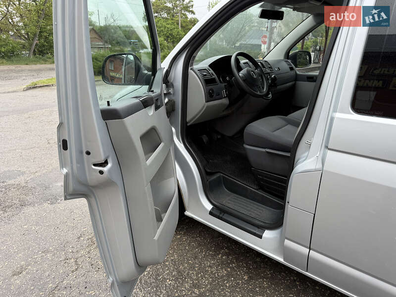 Мінівен Volkswagen Transporter 2016 в Кременці