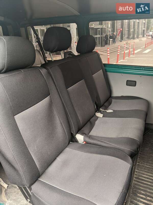 Мінівен Volkswagen Transporter 2006 в Києві