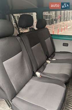 Минивэн Volkswagen Transporter 2006 в 