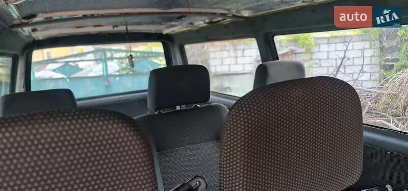 Минивэн Volkswagen Transporter 2001 в 