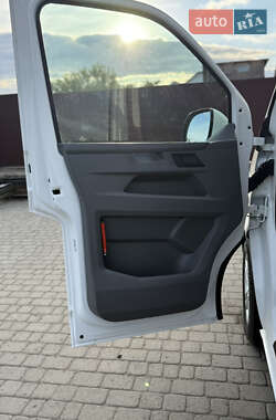 Грузовой фургон Volkswagen Transporter 2020 в 