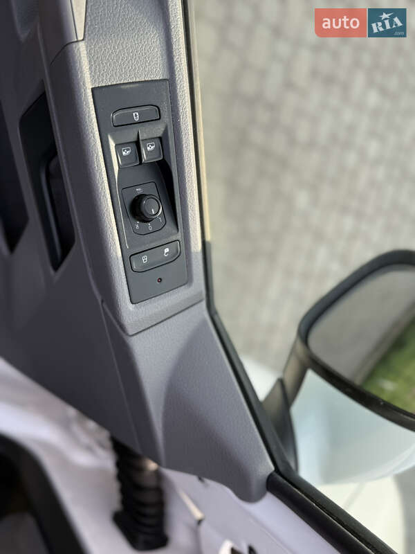 Вантажний фургон Volkswagen Transporter 2020 в Києві