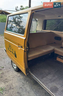 Мінівен Volkswagen Transporter 1987 в 