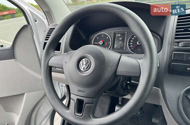 Минивэн Volkswagen Transporter 2013 в 
