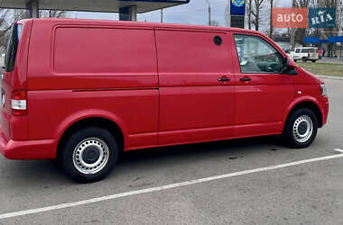 Грузовой фургон Volkswagen Transporter 2013 в 