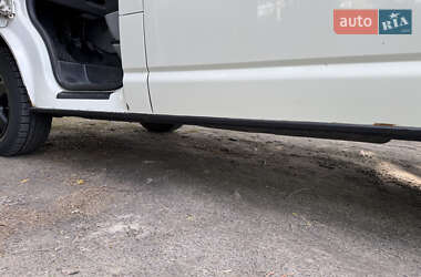 Грузопассажирский фургон Volkswagen Transporter 2006 в 