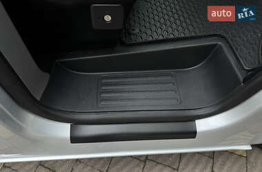 Грузовой фургон Volkswagen Transporter 2021 в 