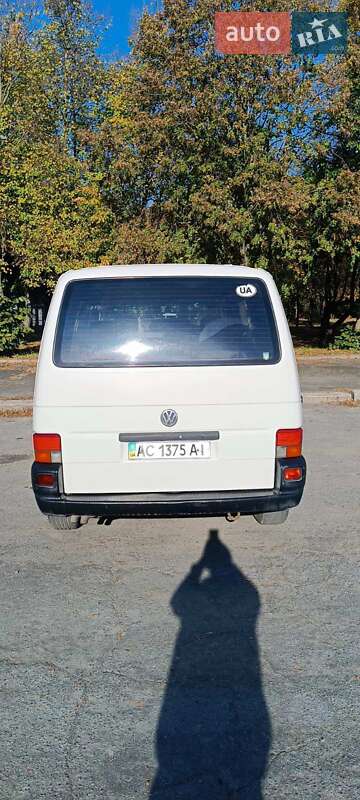 Минивэн Volkswagen Transporter 2001 в Владимире