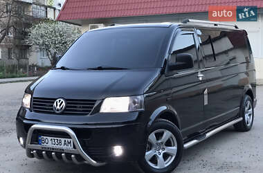 Минивэн Volkswagen Transporter 2004 в 