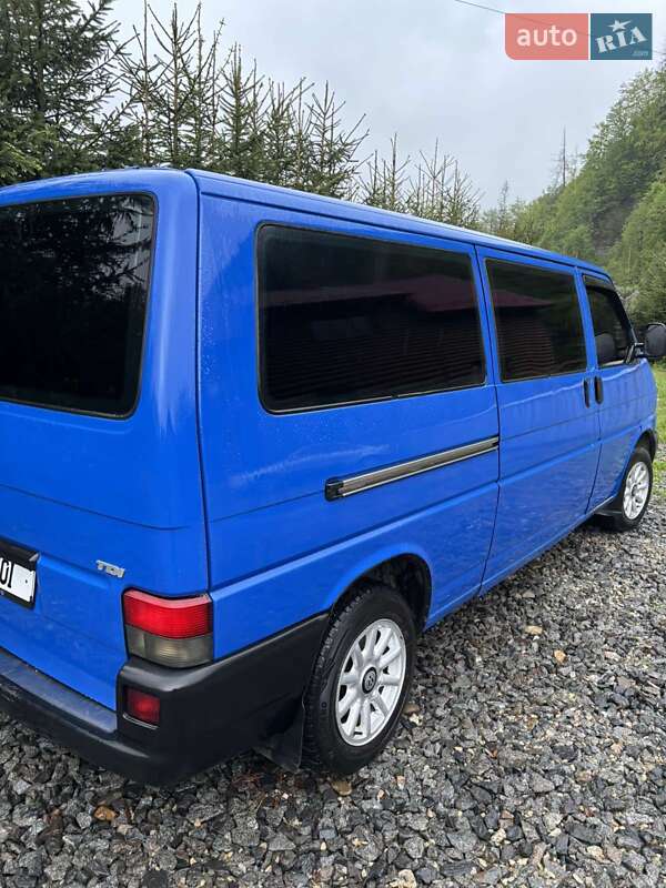Минивэн Volkswagen Transporter 2001 в Яремче