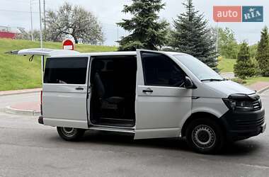 Грузопассажирский фургон Volkswagen Transporter 2017 в Киеве