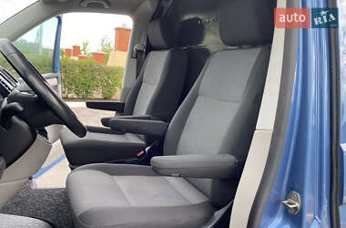 Грузовой фургон Volkswagen Transporter 2017 в 