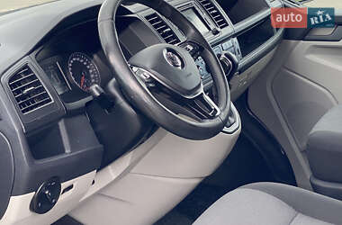 Грузовой фургон Volkswagen Transporter 2017 в 