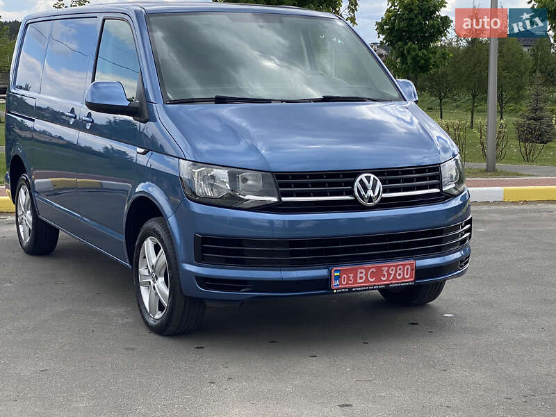 Грузовой фургон Volkswagen Transporter 2017 в Ирпене