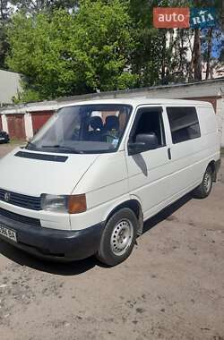 Минивэн Volkswagen Transporter 2000 в 