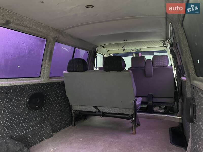 Минивэн Volkswagen Transporter 1999 в Самборе