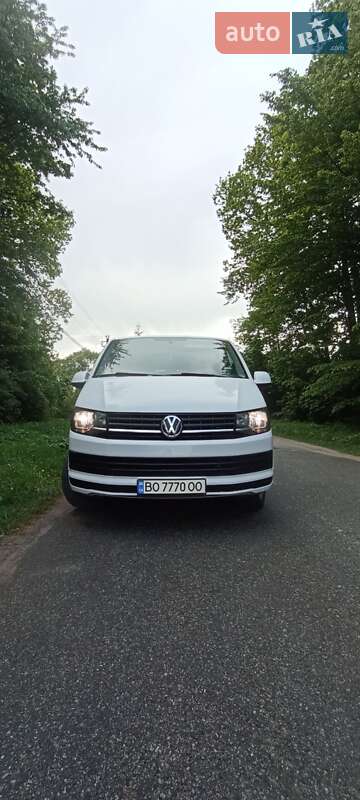 Мінівен Volkswagen Transporter 2016 в Тернополі