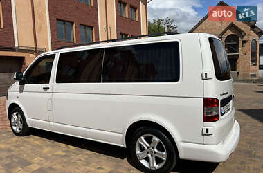 Мінівен Volkswagen Transporter 2010 в 
