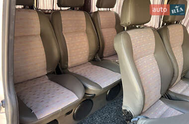 Мінівен Volkswagen Transporter 2010 в 