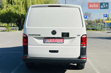 Вантажний фургон Volkswagen Transporter 2017 в 