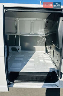 Вантажний фургон Volkswagen Transporter 2017 в 