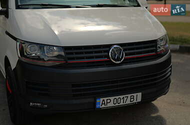 Минивэн Volkswagen Transporter 2016 в 