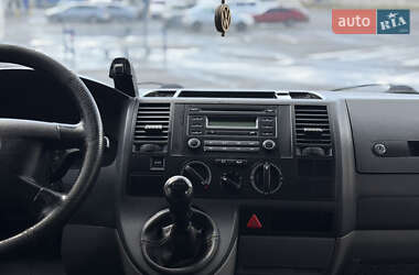 Мінівен Volkswagen Transporter 2005 в 