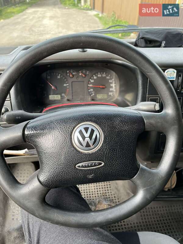 Мінівен Volkswagen Transporter 2001 в Козятині