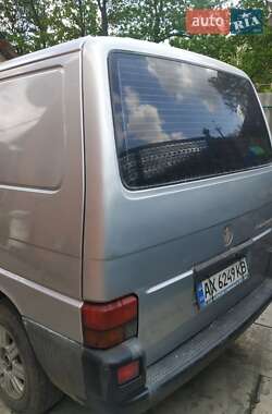 Грузовой фургон Volkswagen Transporter 1997 в 
