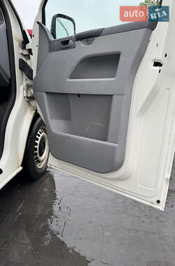 Грузовой фургон Volkswagen Transporter 2006 в 