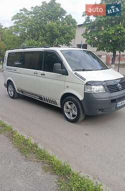 Минивэн Volkswagen Transporter 2004 в Калуше