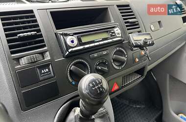 Мінівен Volkswagen Transporter 2006 в 