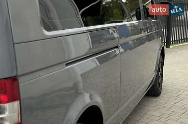 Мінівен Volkswagen Transporter 2013 в 