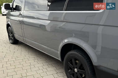 Мінівен Volkswagen Transporter 2013 в 
