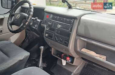 Минивэн Volkswagen Transporter 2000 в 