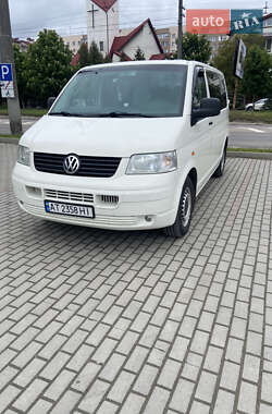 Минивэн Volkswagen Transporter 2004 в 