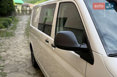 Минивэн Volkswagen Transporter 2015 в 