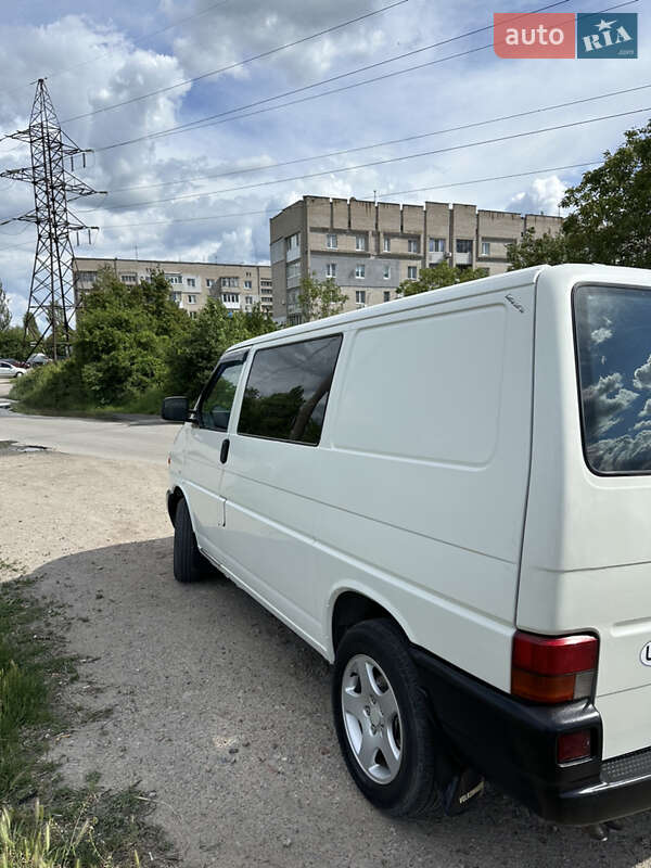 Мінівен Volkswagen Transporter 2002 в Запоріжжі