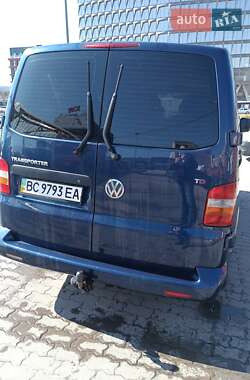 Минивэн Volkswagen Transporter 2004 в 