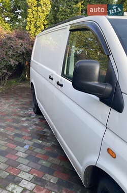 Грузовой фургон Volkswagen Transporter 2006 в 