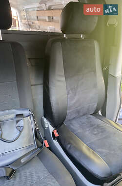 Грузовой фургон Volkswagen Transporter 2006 в 